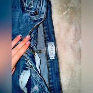 Oasis skinny jeans, size 7, ripped, super comfortable, easy to move in